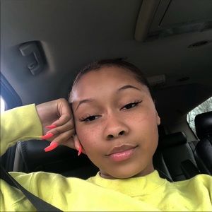 Meet your Posher, Candesse